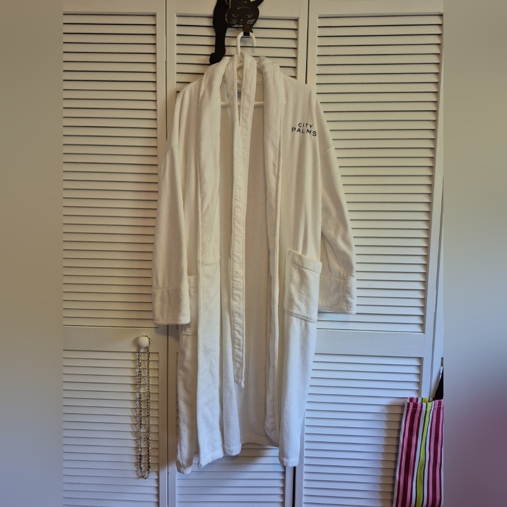 White City Palms Bathrobe ONE SIZE